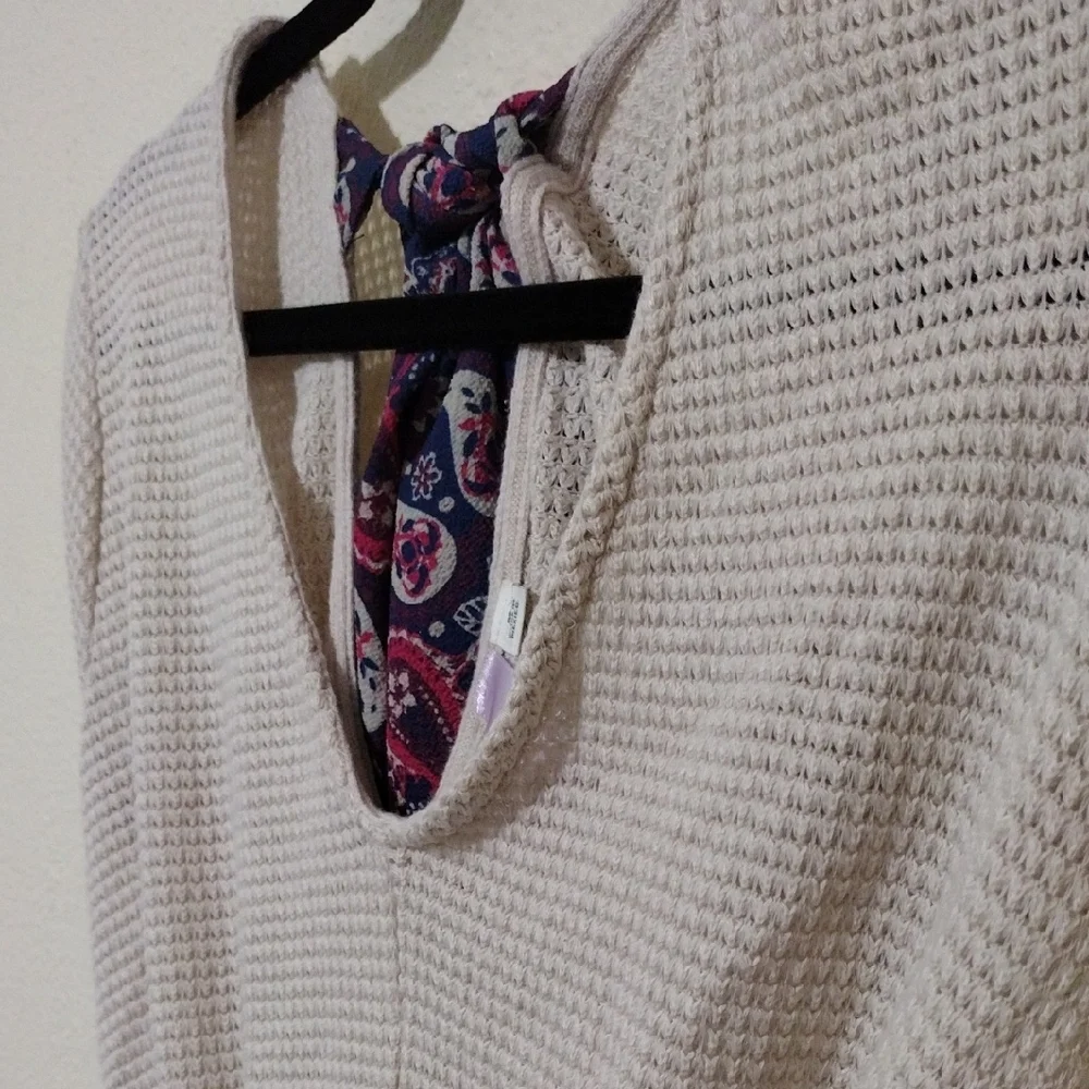 Alya Cream Knot Front Short Sleeve With Ribbon Tie In The Back - Picture 9 of 10
